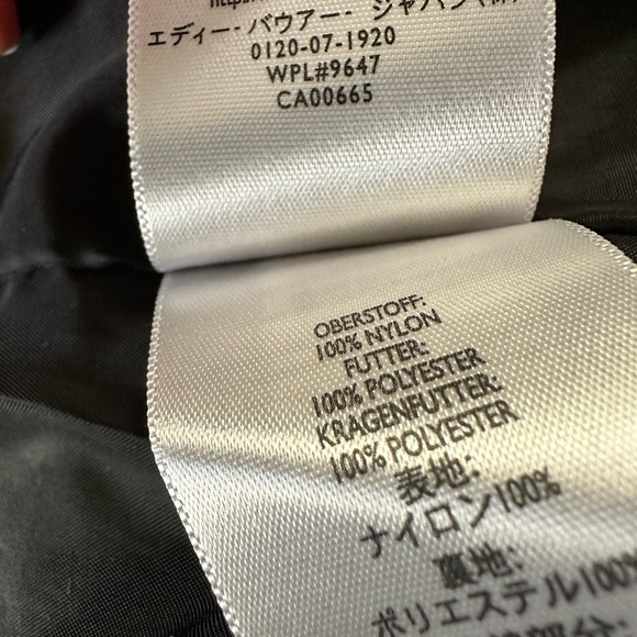 Eddie Bauer Jacket Weatherproof Red & Black 7 Pockets Detachable Hood Sz Small - Picture 8 of 13